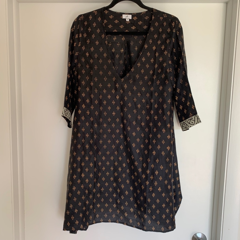 Sophisticated Black Silk Tunic Top w/ Gold print